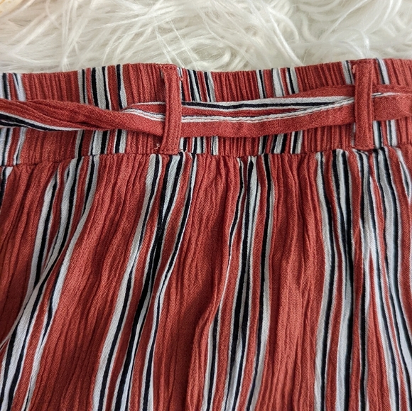 Sky and Sparrow Stripe Crop Pants - Picture 5 of 12